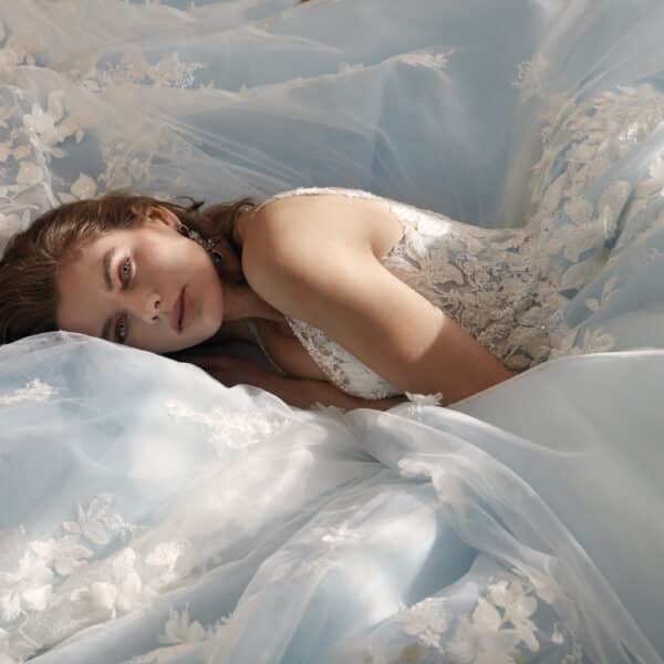 What to Wear Wedding Dress Shopping: Do’s and Don’ts